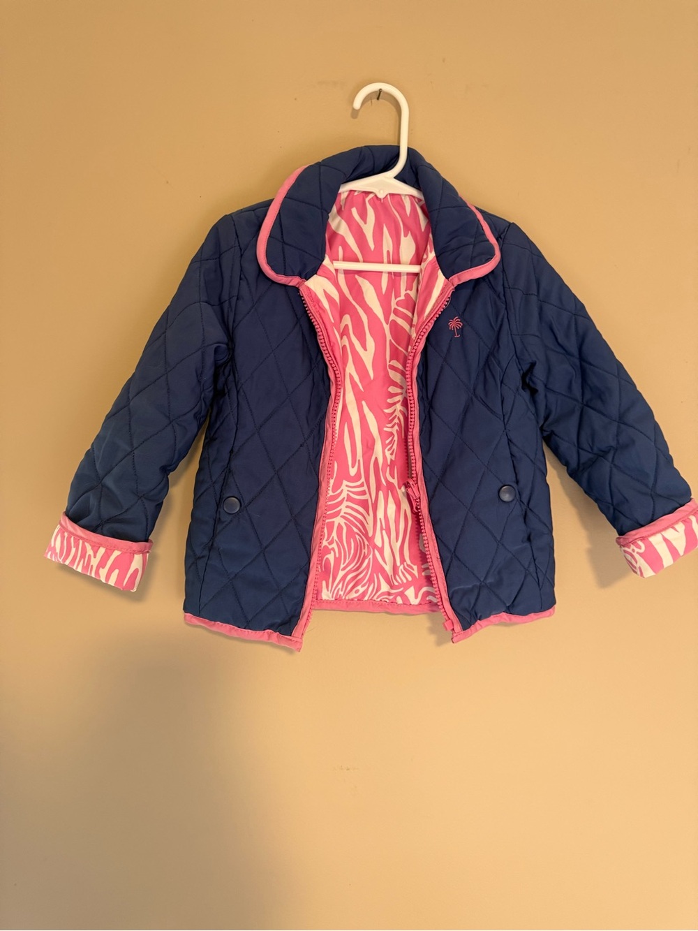 Lilly Pulitzer Navy Quilted Jacket. Reversible. - Picture 2 of 4